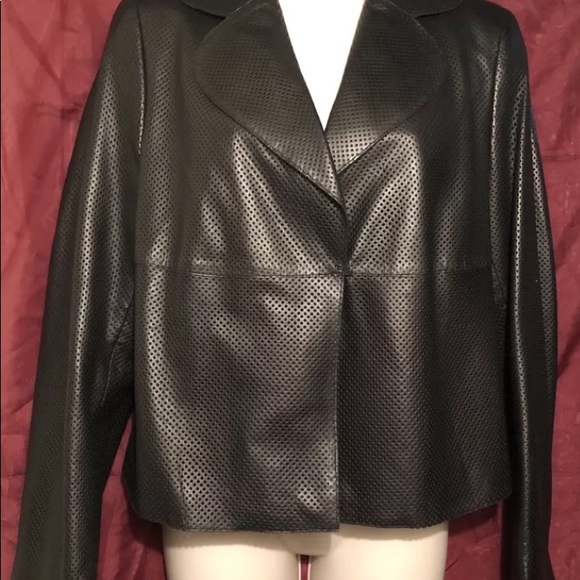 Authentic Akris Perforated Lambskin Crip Jacket 12 - Picture 2 of 6